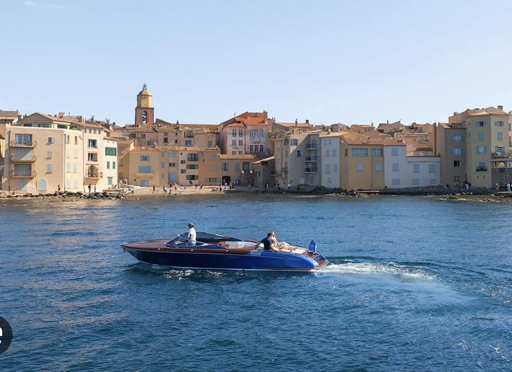 Wynajmij Motorówka z lub bez skippera Riva w Port de Saint Tropez