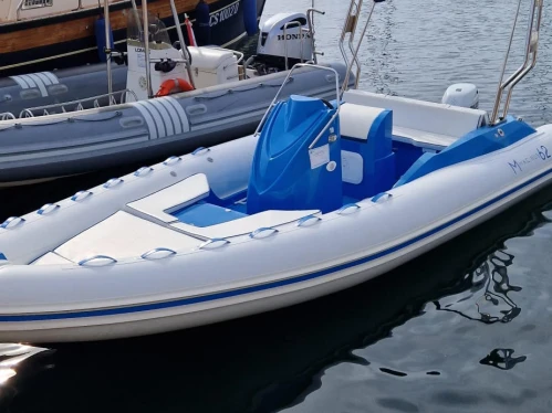 Wynajmij Łódż półsztywna z lub bez skippera Magnus w Porto Rotondo