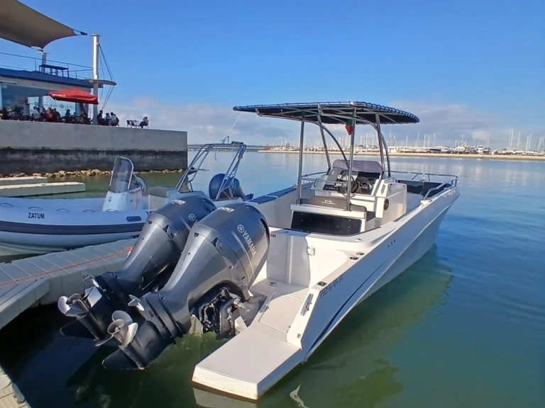 Pacific Craft Pacific Craft 27 RX między profesjonalistami a osobami prywatnymi w Portimão