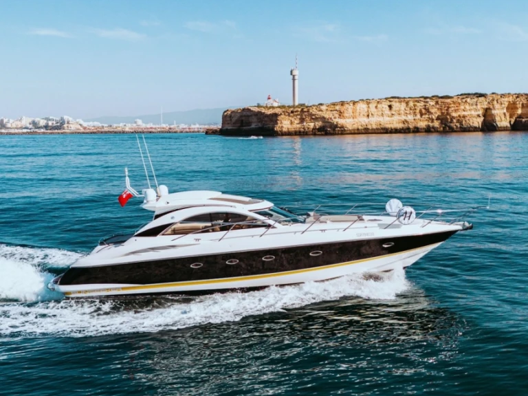 Wynajem Luksusowy jacht w Portimão - Sunseeker Camargue 50