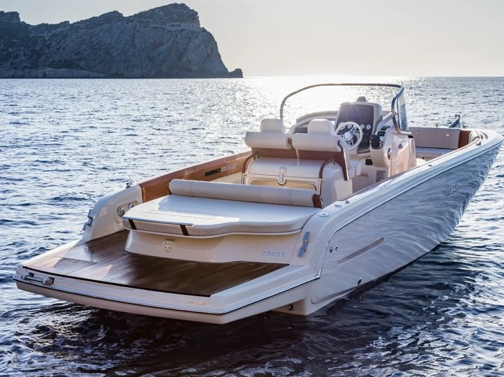 Wynajem łodzi Invictus  280 SX w Portimão na SamBoat 