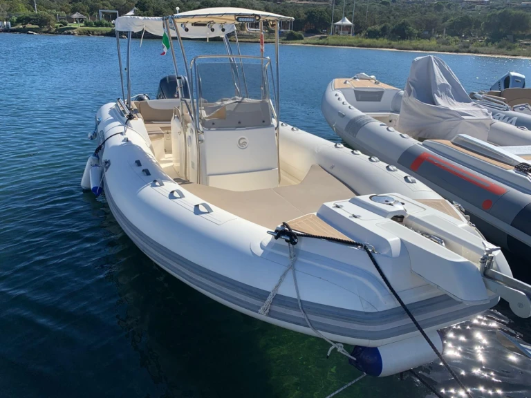 Wynajem w Porto Rotondo- Capelli Tempest 775 Open na SamBoat