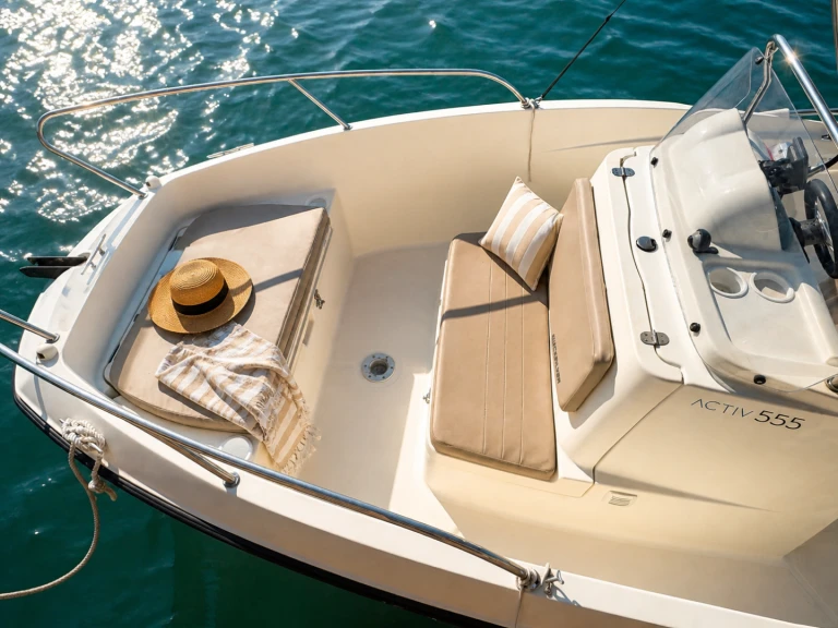 Wynajmij Quicksilver Activ 555 Open w Palavas-les-Flots