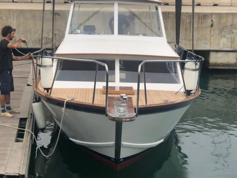 Wynajem łodzi Cris-Craft Chris-Craft Classic 30 w Mahon na SamBoat 