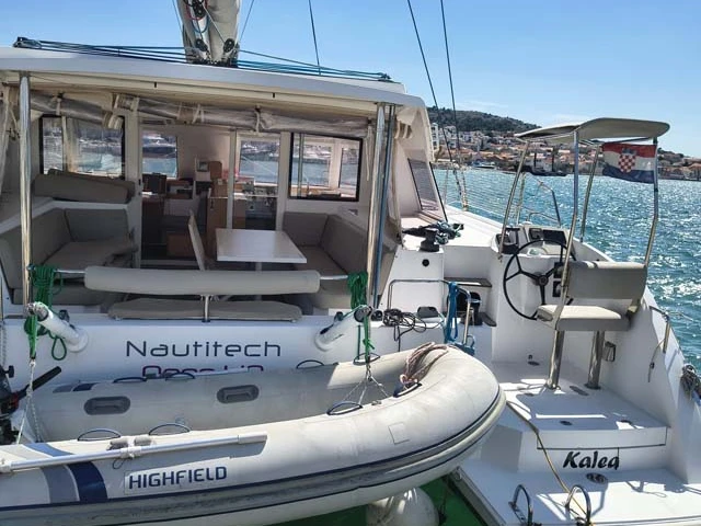 Wynajem łodzi Murter-Kornati tanio Nautitech 40