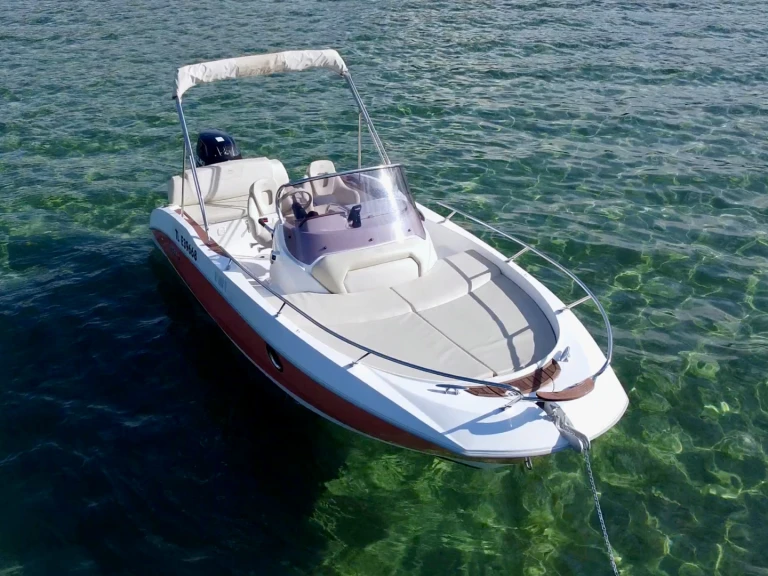 Wynajem Motorówka Sessa Marine z patentem 