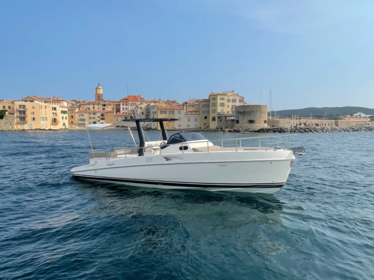 Wynajem łodzi Port Grimaud tanio FIART 33