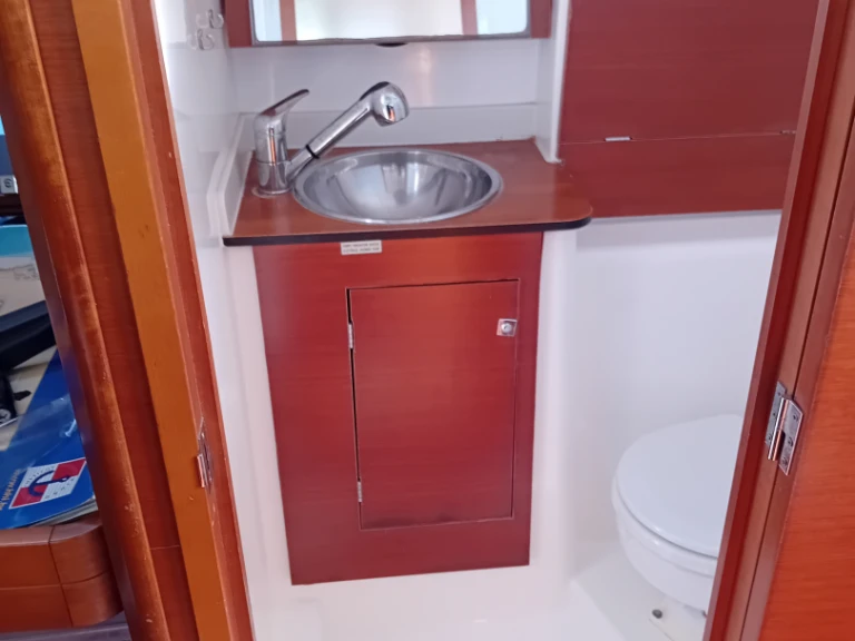 Żaglowiec do wynajmu w Biograd na Moru w najlepszej cenie