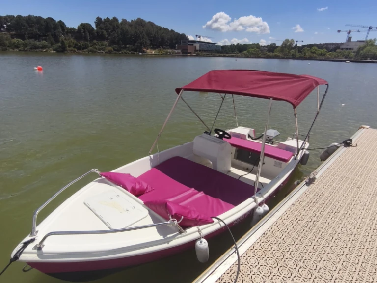 Wynajem Motorówka w Istres - Naval plastica Livia 450