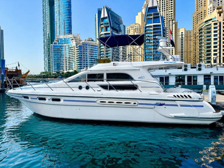 Wynajem łodzi Custom 34 MY w Dubai Marina na SamBoat 