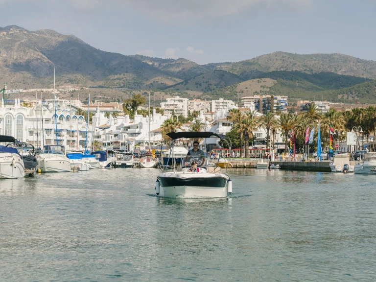 Wynajem łodzi Karel karel 450 cc w Benalmadena na SamBoat 
