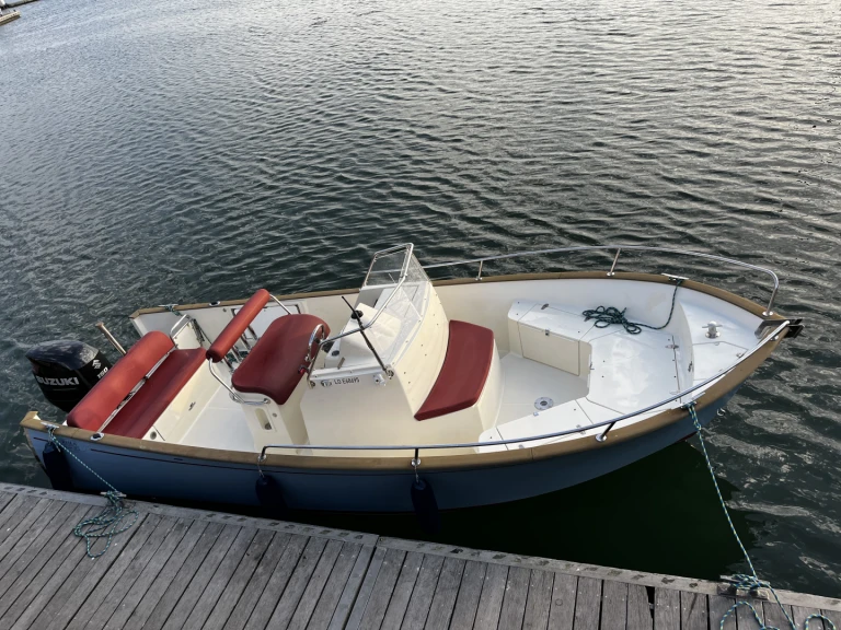 Wynajem łodzi Lorient tanio Open 23