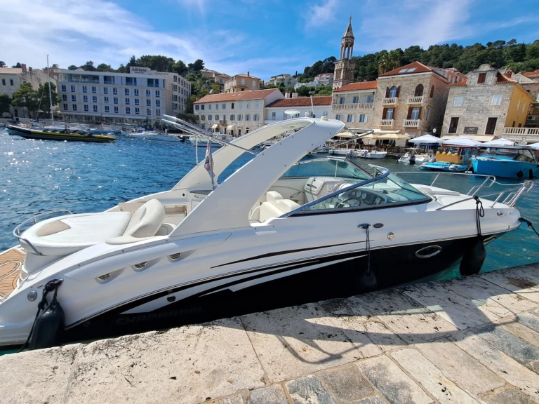 Wynajem Motorówka w Split - Chaparral 275 ssi