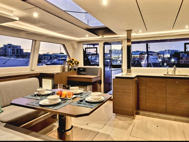 Wynajem Katamaran w Puerto Sotogrande - Leopard Leopard 42