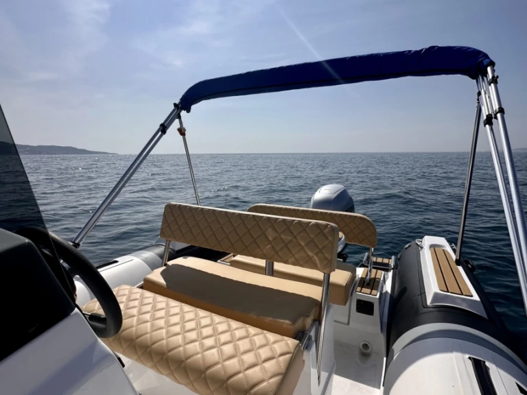 Wynajmij Tiger Open 600 w Empuriabrava