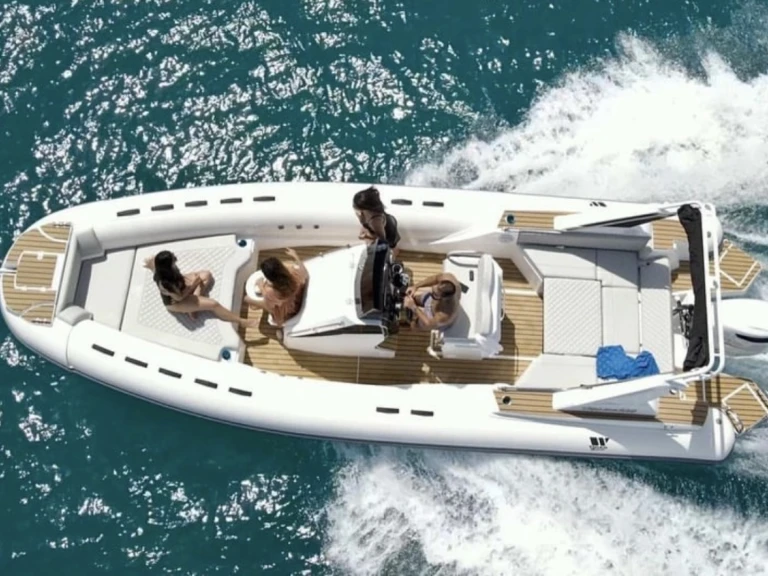 Wynajem łodzi Tiger 850 TOPLINE w Empuriabrava na SamBoat 
