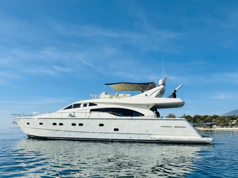 Wynajmij Luksusowy jacht z lub bez skippera Ferretti w Ibiza Town