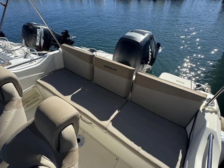 Wynajmij Quicksilver Quicksilver 675 Open Activ w Six-Fours-les-Plages