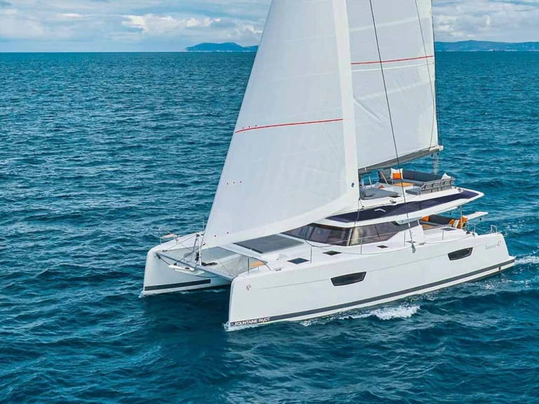 Wynajmij Fountaine Pajot Tanna 47 w Pula