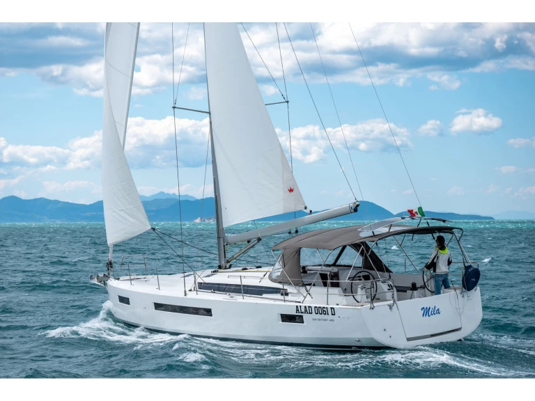 Wynajem łodzi Puntone tanio Sun Odyssey 490