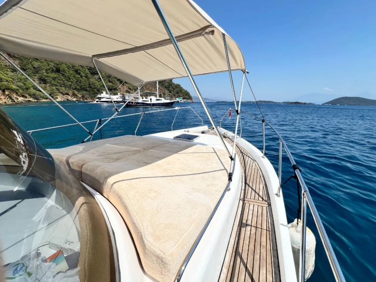 Wynajmij  Motoryacht w Goecek