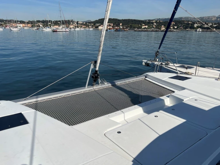 Wynajmij Katamaran z lub bez skippera Fountaine Pajot w Saint-Mandrier-sur-Mer