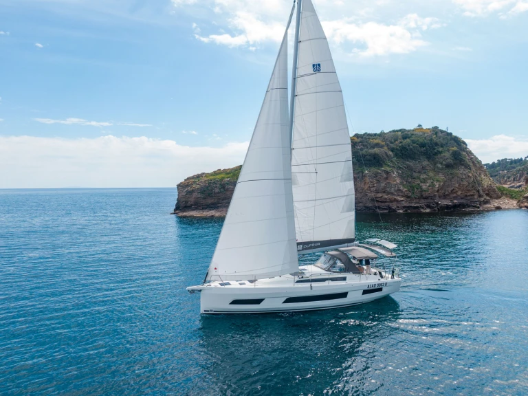 Wynajmij Dufour Dufour 41 w Piombino