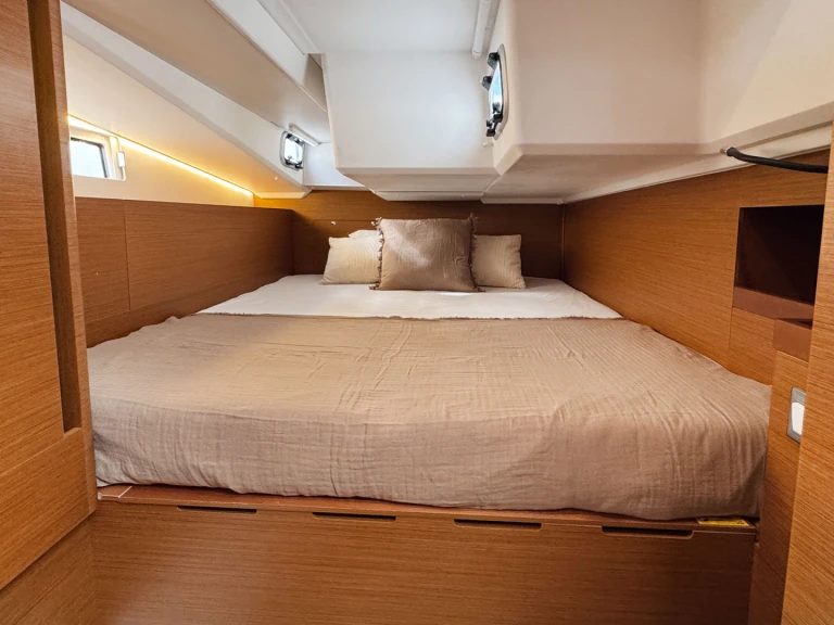 Wynajem w Puntone- Jeanneau Sun Odyssey 490 na SamBoat