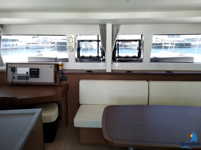 Wynajem łodzi Lagoon Lagoon 450 F w Paros (wyspa) na SamBoat 