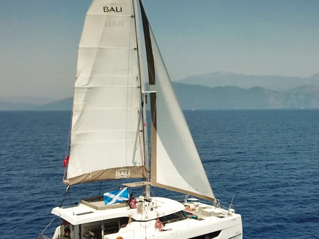 Bali Bali 4.2 między profesjonalistami a osobami prywatnymi w Fethiye