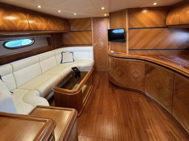Wynajem w Salerno- Cayman Cayman 55 WA na SamBoat