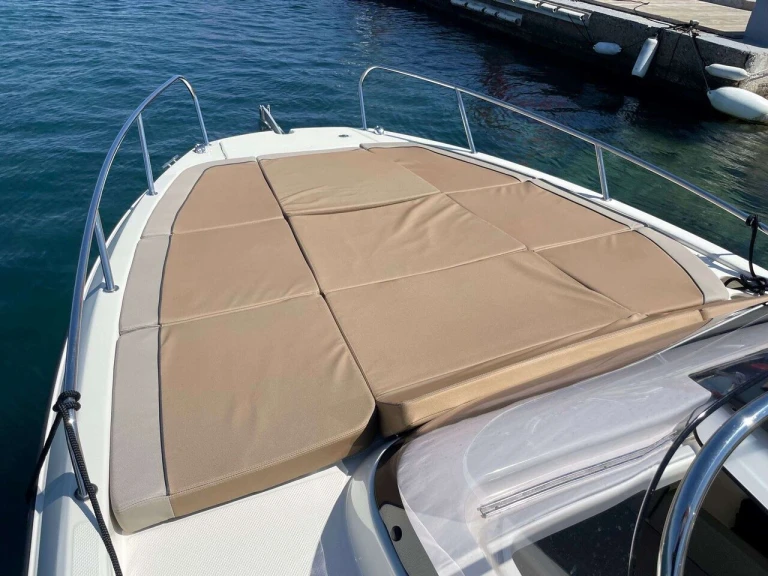 Wynajmij Quicksilver Activ 755 Sundeck w Marina (City)