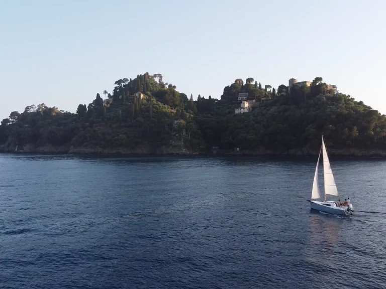 Żaglowiec do wynajmu w Rapallo w najlepszej cenie