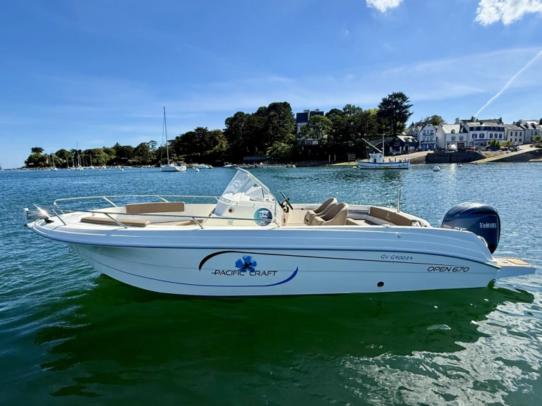 Wynajmij Pacific Craft Pacific Craft 670 Open w Combrit