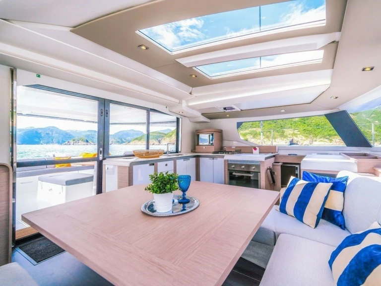 Wynajem Katamaran w Bas du Fort - Fountaine Pajot Tanna 47