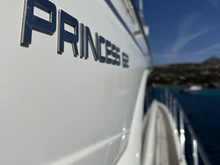 Wynajem łodzi Princess Princess 62 Fly w Portisco na SamBoat 