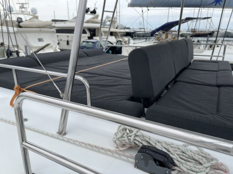 Wynajmij Lagoon Lagoon 50 w Alimos