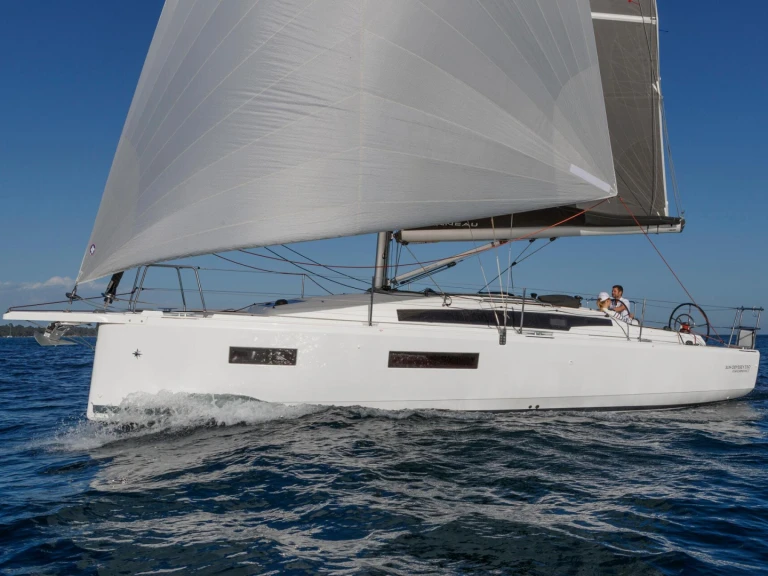 Wynajmij Jeanneau Sun Odyssey 350 w Biograd na Moru