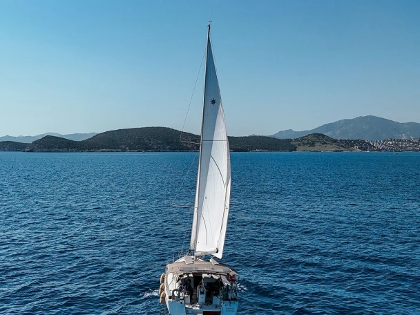 Wynajmij Żaglowiec z lub bez skippera Jeanneau w Bodrum