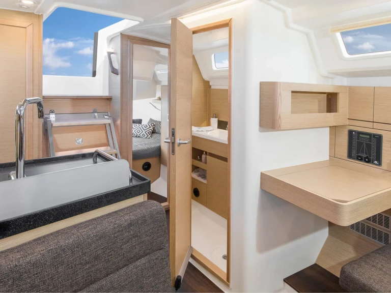 Wynajmij Hanse Hanse 348 w Cogolin