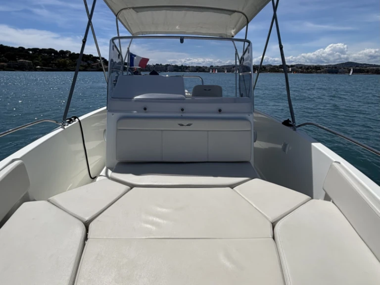 Wynajem w Antibes- Bénéteau Flyer 7 SPACEdeck na SamBoat