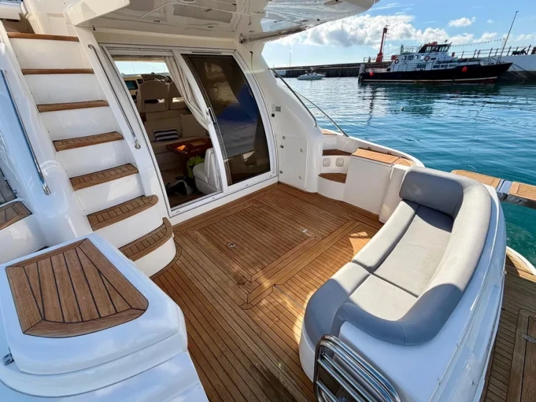 Wynajem Luksusowy jacht w Antibes - Sealine F425 