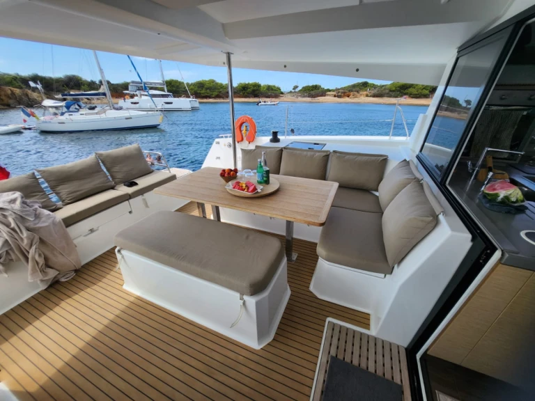 Wynajem Katamaran w Porquerolles - Fountaine Pajot Astrea 42