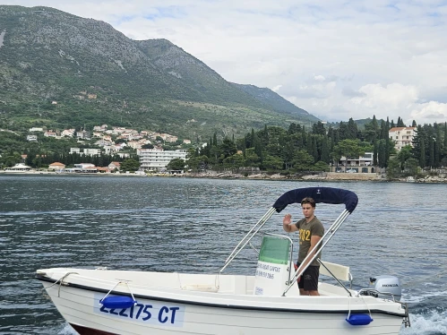 Wynajem Motorówka w Cavtat - Reful marine Reful 490 open