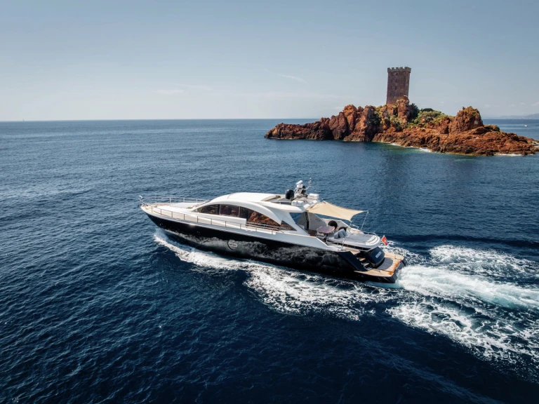 Wynajem Luksusowy jacht w Saint-Tropez - Aicon 72 SL