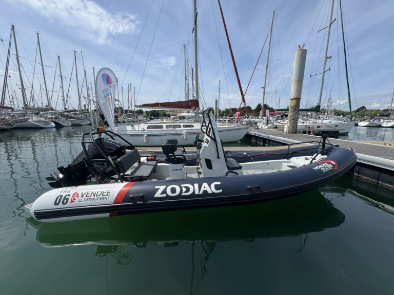 Wynajmij Łódż półsztywna z lub bez skippera Zodiac w La Forêt-Fouesnant