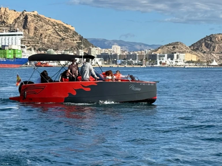 Wynajmij Nuva Nuva M6 Open w Alicante