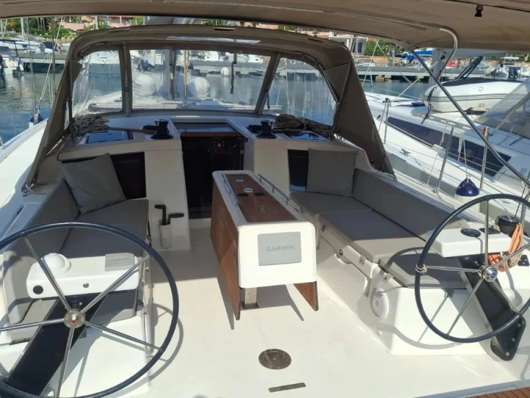 Wynajem Żaglowiec w Cagliari - Dufour Dufour 430 Grand Large