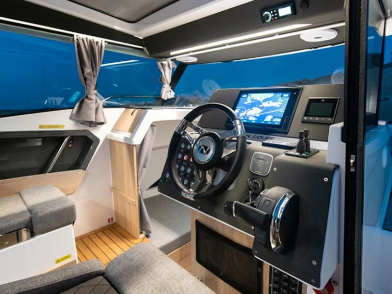 Wynajem łodzi Glyfada tanio Nordkapp Coupe 905