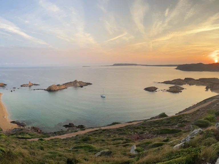 Żaglowiec do wynajmu w Ajaccio w najlepszej cenie